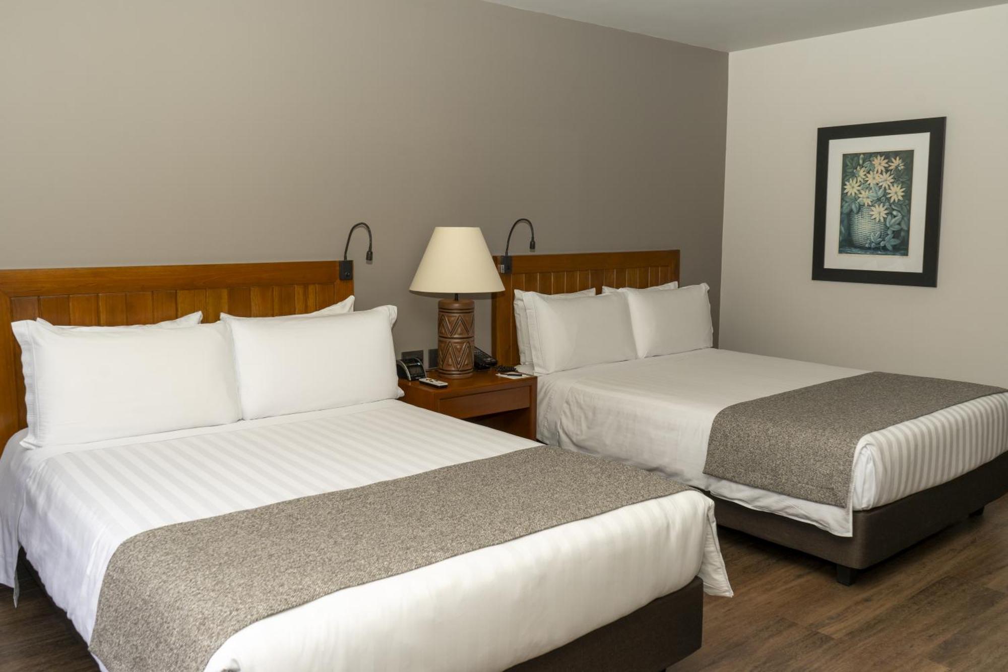Estelar Paipa Hotel Spa & Y Centro De Convenciones Exterior photo A room at the Best Western Premier Hotel at Fallsview