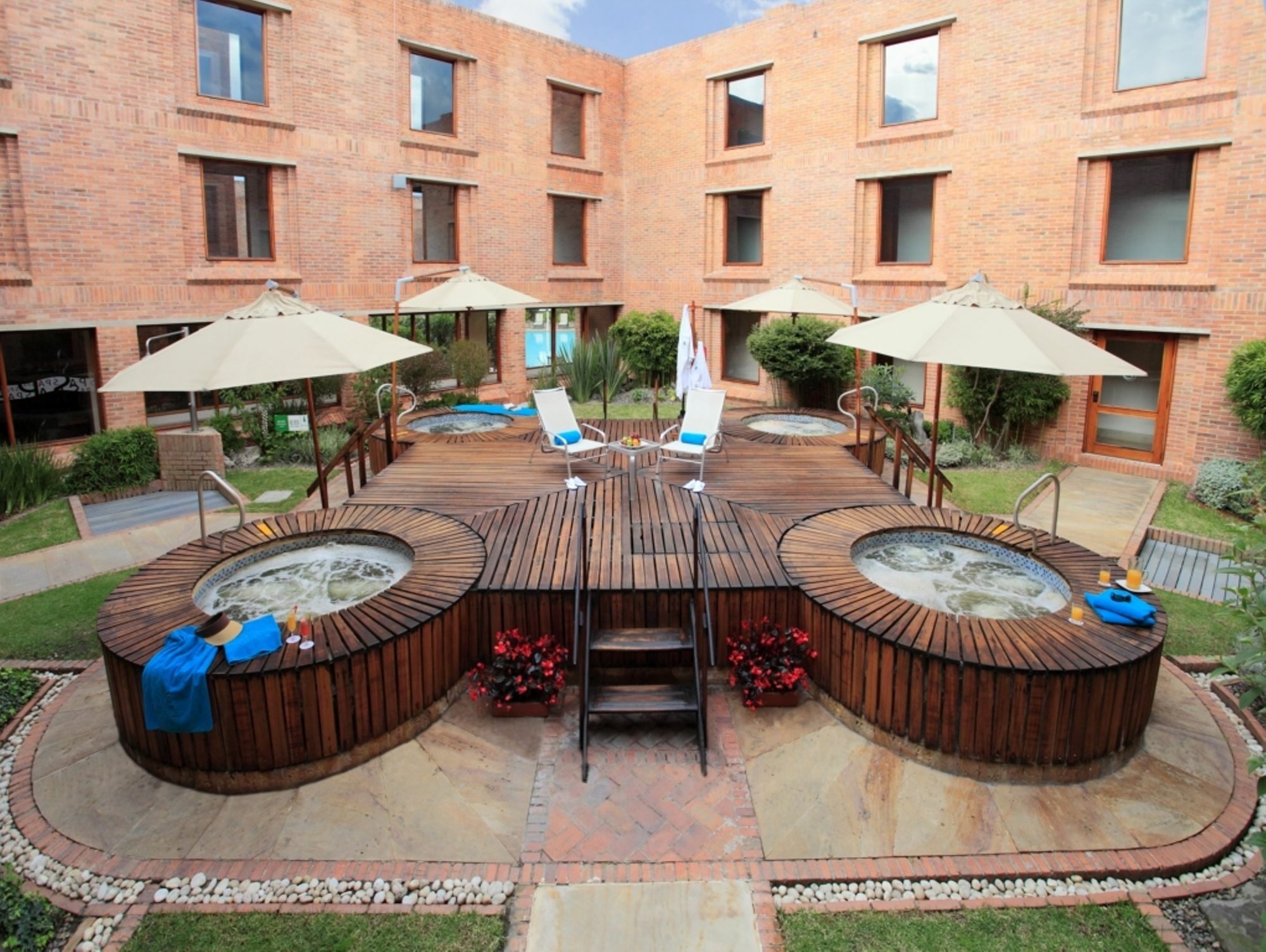 Estelar Paipa Hotel Spa & Y Centro De Convenciones Exterior photo The hotel's spa